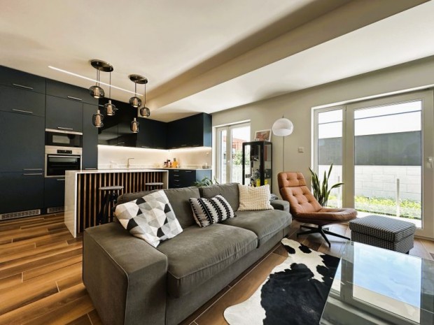 Exkluzv jpts penthouse laks  nre szabva
