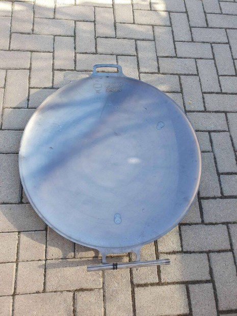 Extra Nagy Grilltrcsa 70cm szles minsgi aclbol