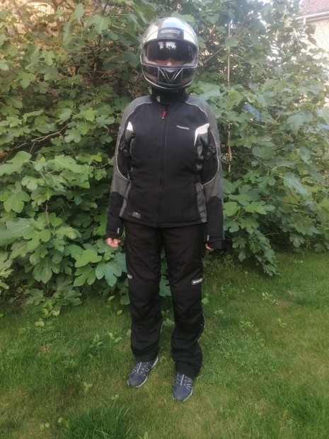 Extra aj�nlat! N�i motoros ruha