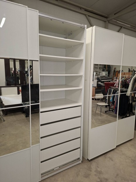 Extra nagy Modern tol�ajt�s szekr�ny 2db