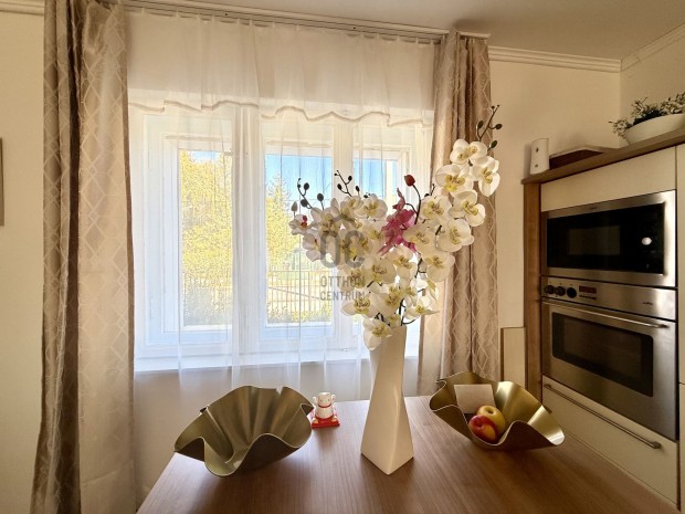 Ez a lak�s t�k�letes v�laszt�s, ha nem szeretne �p�tkezni, de fontos s