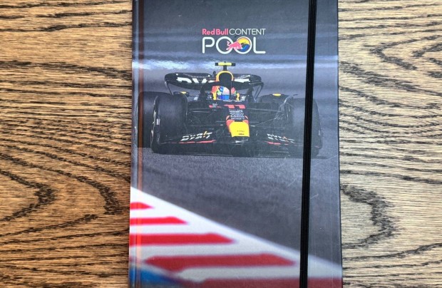 F1 Red Bull fzet, A5 kocks, kitphet lapokkal