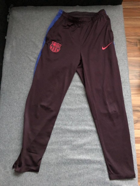 FC Barcelona Nike gyerek hossz melegtnadrg 147-158