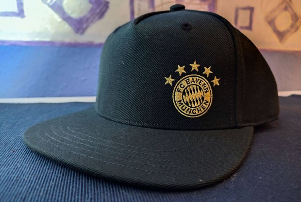 FC Bayern Mnchen eredeti adidas fekete arany snapback