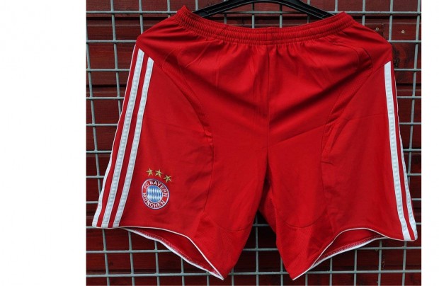 FC Bayern München eredeti adidas gyerek piros focinadrág (XL, 176)