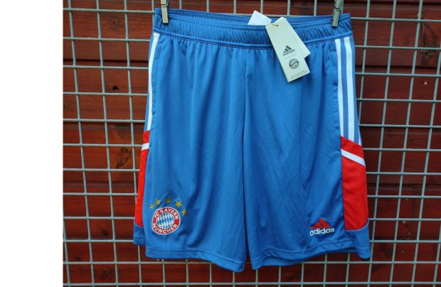 FC Bayern Mnchen eredeti adidas kk rvid nadrg (M)