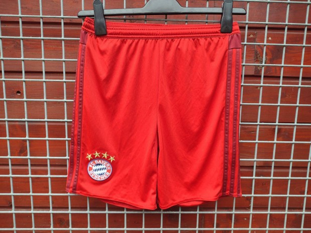 FC Bayern Mnchen eredeti adidas piros gyerek rvid nadrg (164)