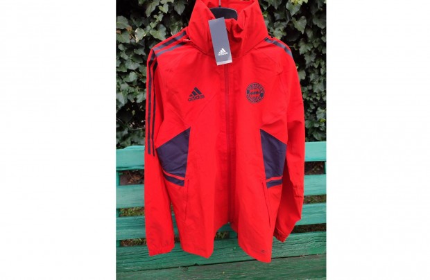 FC Bayern Mnchen eredeti adidas piros kk kapucnis dzseki (M-es)