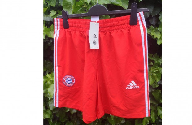 FC Bayern Mnchen eredeti adidas piros rvid nadrg (M-es)