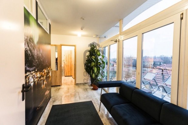 FEL�J�TOTT C�GK�ZPONT  / TELEPHELY CS�M�R K�ZPONTI R�SZ�N