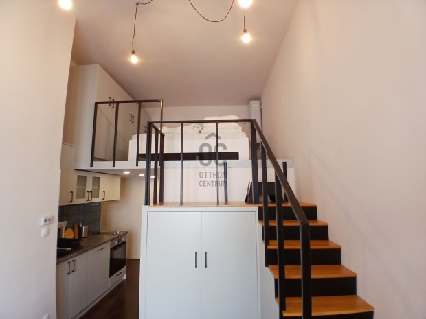 FEL�J�TOTT PANOR�M�S GARZON A NYUGATIN�L