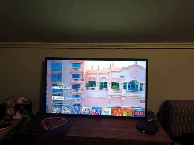 FHD Tv 100cm
