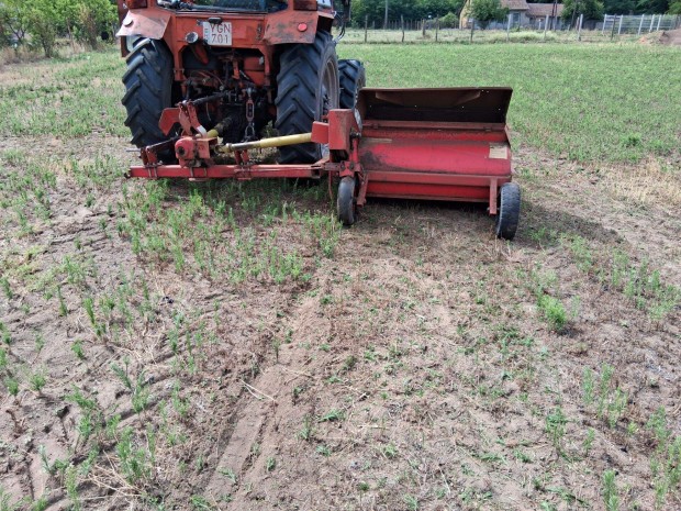 FH 133 tip 130 cm széles zúzó mulcsozó