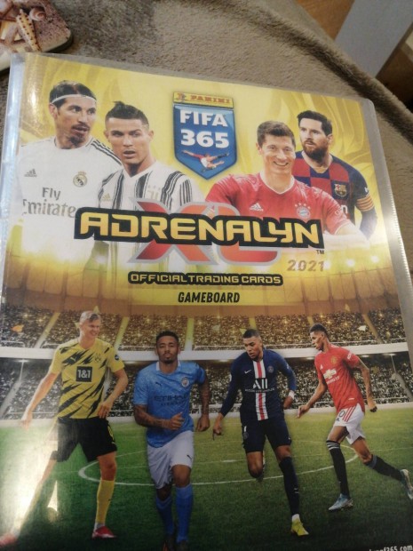 FIFA Adrenalyn XL 2021 album