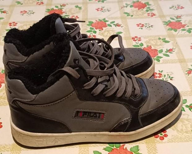 FILA cip elad 38-39-es