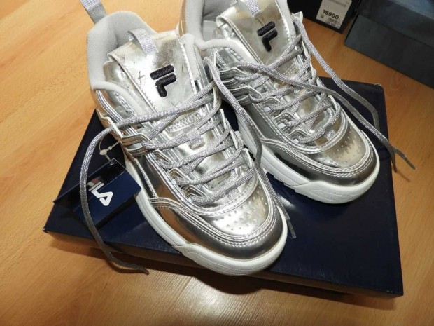 FILA ezst sneaker 38 j