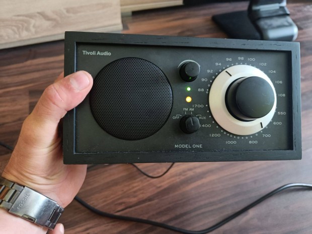 FM rdi Tivoli Audio model One