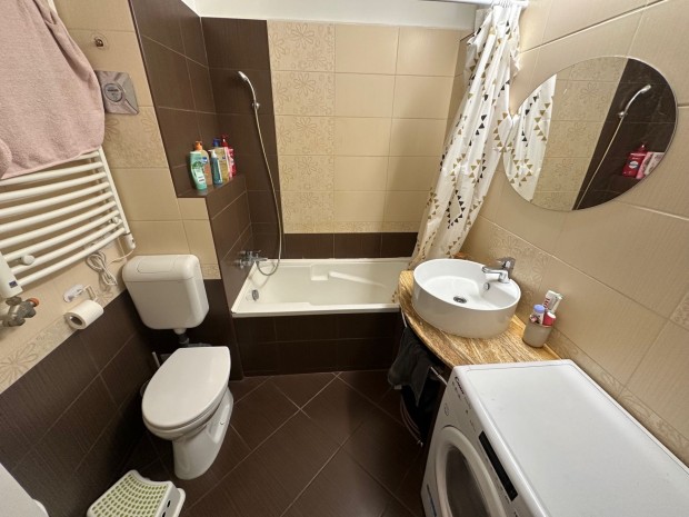 F�LDSZINTI ZARANYI LAK�TELEPI T�GLALAK�S