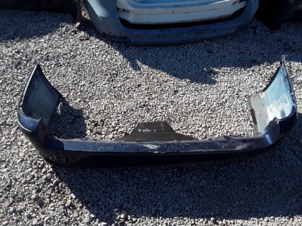 FORD MONDEO 2000-2007 Hátsó Lökhárító Enyhén sérült eladó