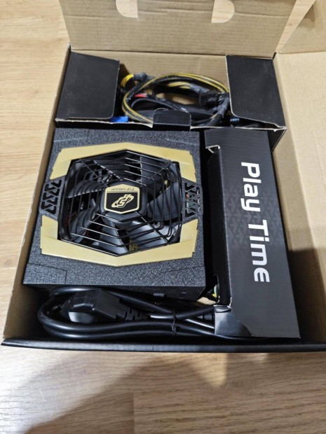FSP Aurum 650W GOLD! Dobozos ! 90% + hatásfok