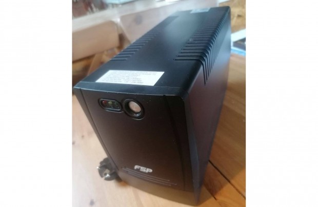 FSP FP1500 1500VA UPS sznetmentes tpegysg elad!