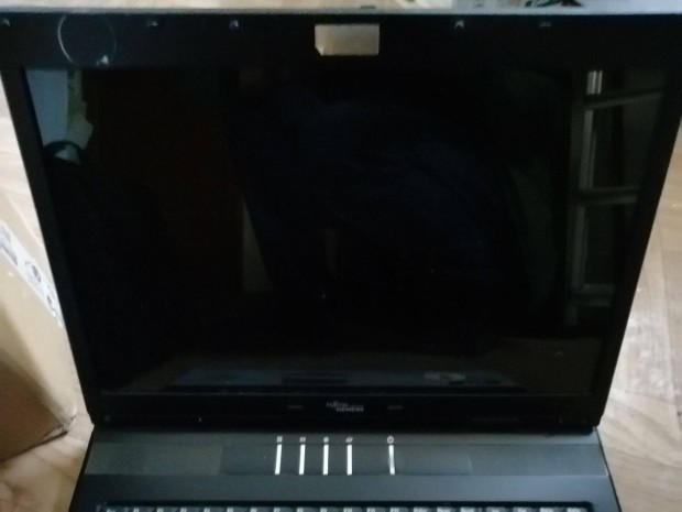 FS Amilo xa1526 laptop