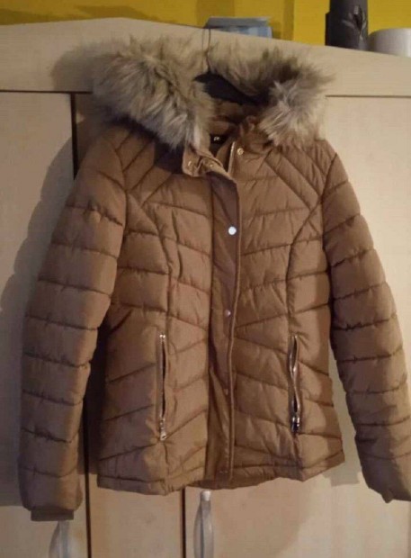 F&F ni kapucnis drapp parka-kabt