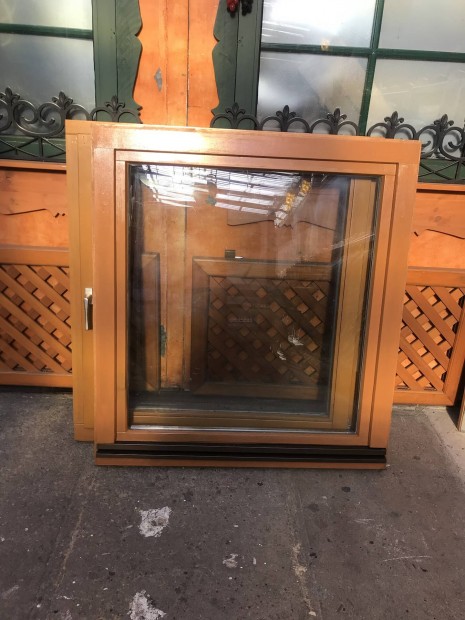 Fa ablak 2db 112x122 thermo üveg