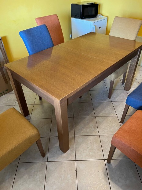Fa asztal + 6 szk