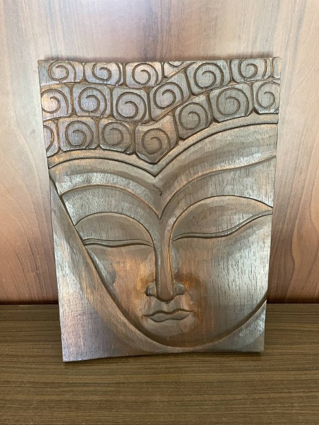 Fa faragott buddha falikép