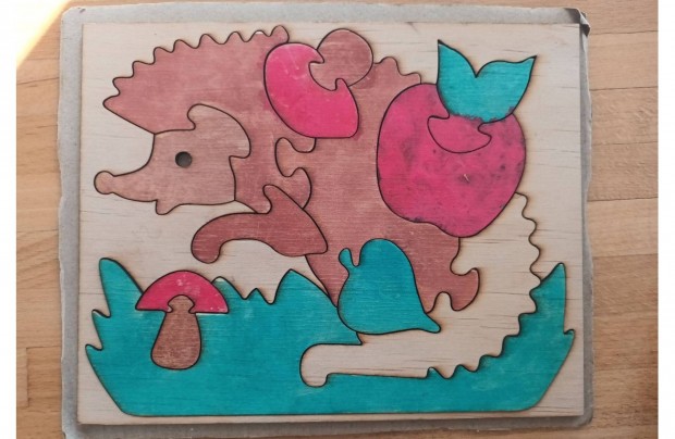 Fa festhető kirakó süni puzzle