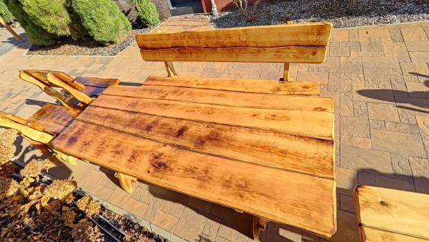 Fa kerti btor asztal+padok