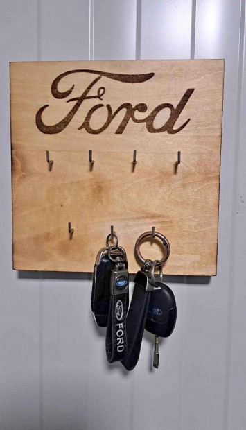 Fa l�zergrav�rozott fali kulcstart�