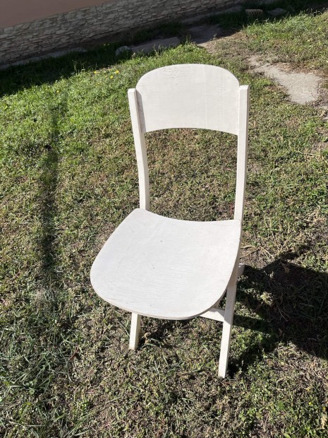 Fa �sszecsukhat� szek 7000 ft bp.17 ker