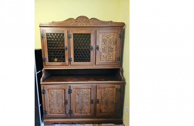 Fa t�lal�szekr�ny