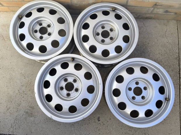 Fabia Polo Octavia alufelni 6x15 5x100