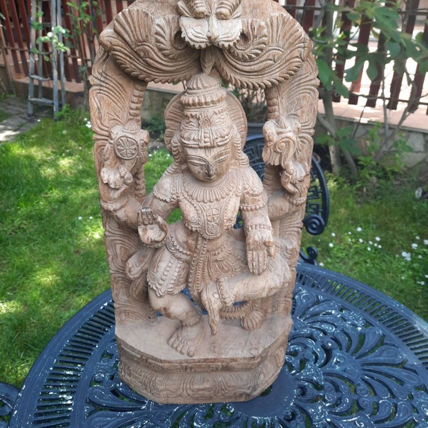 Fbl faragott Vishnu szobor, domborm, farags
