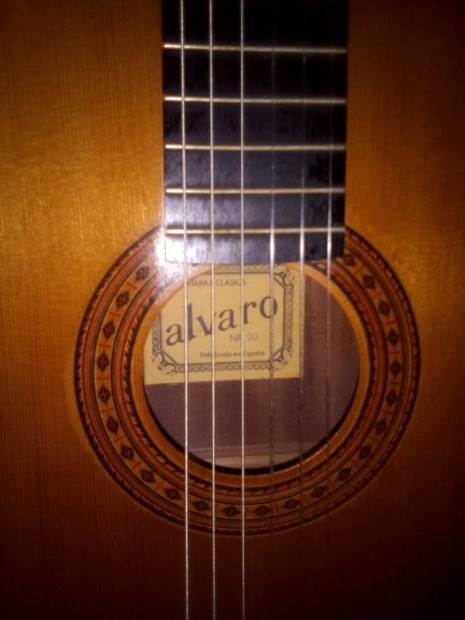 Fabricada en Espana/Alvaro No-20 Guitarra Clasica/!