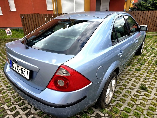 Facelift Magyarorsz�gi 240.000KM  Mondeo 1 8I Ferdeh�t�