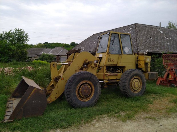 Fadroma L200 homlokrakod
