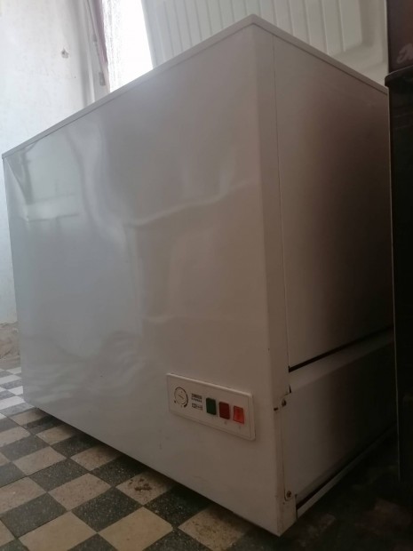 Fagyasztó láda eladó!