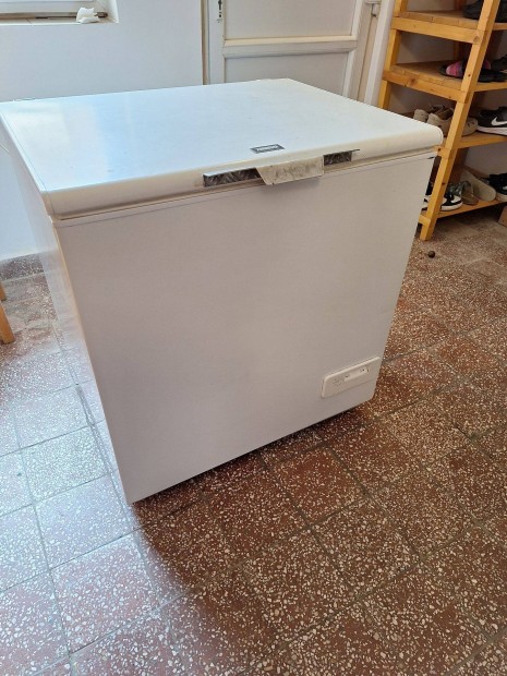 Fagyasztlda Zanussi 210 l