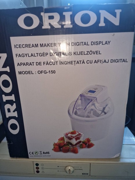 Fagylaltgép digitális. Új, nem használt.