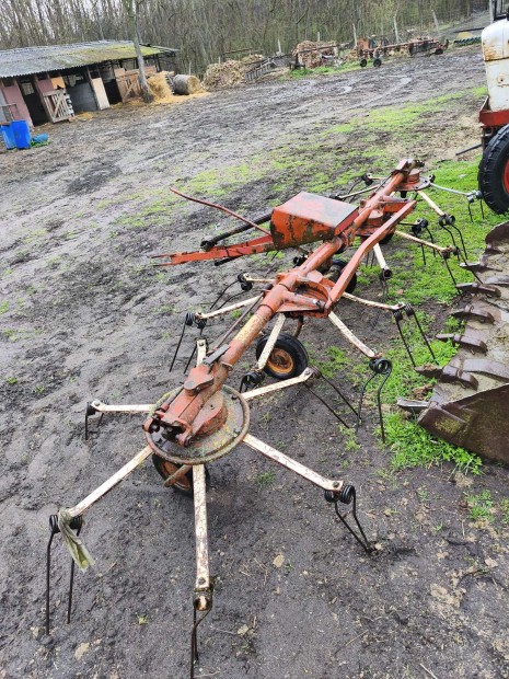 Fahr rendkeze� rendterit� csere �rdekel 