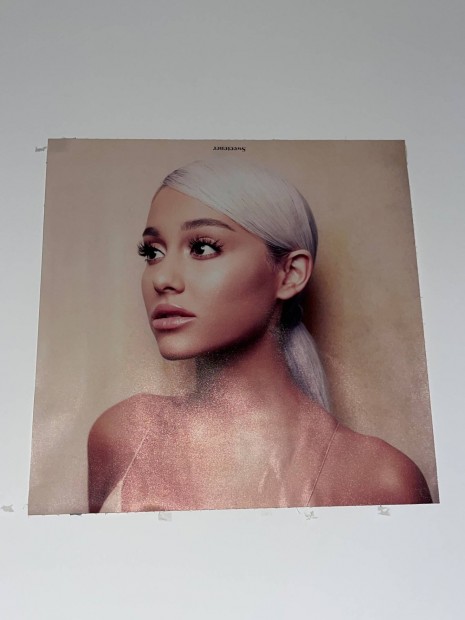 Fail poszter Sweetener album Ariana Grande