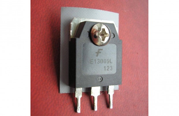 Fairchild tranzisztor , MJE 13009 , N , 400 V , 12 A , bontot