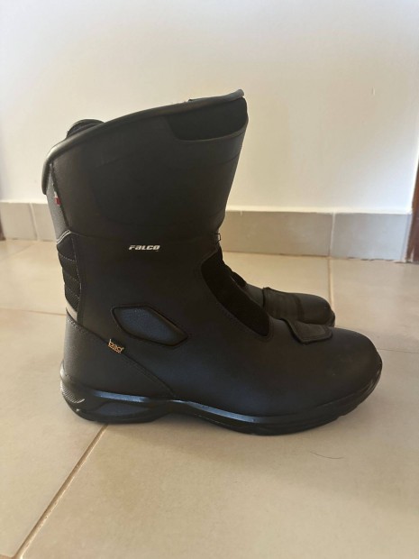 Falco 960 Liberty motoros csizma 44-es