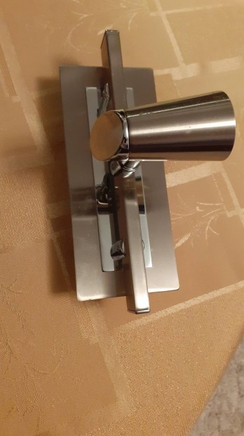 Fali l�mpa, sz�lcsiszolt f�m. Kapcsol�val.