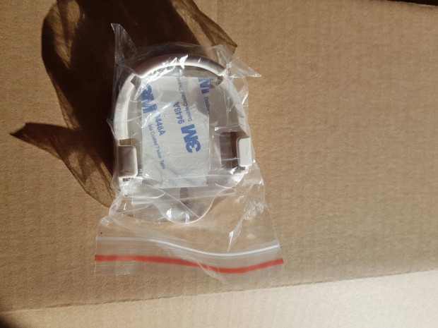Fali tartó konzol led klíma TV távirányitónak