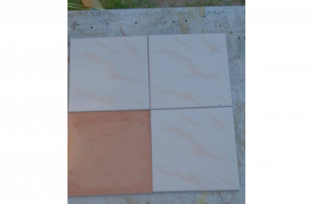 Falicsempe - 15×15 - 12,3 m2 - 1000 Ft/m2